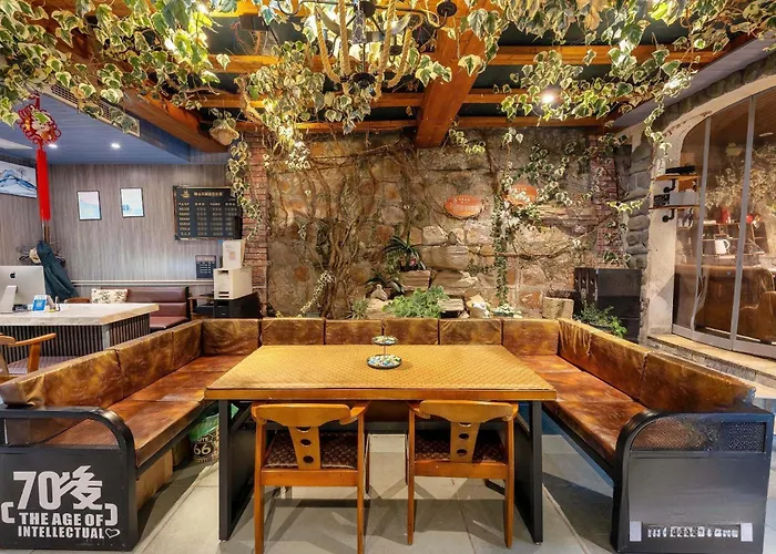 Laoshan Swan Castle Hot Spring Wellness Resort-Hot Spring Wellness Resort,Sky Infinity Pool,8 Indoor & Outdoor Hot Spring Pools,Dozens Of Ocean-View Tea Pavilions,Your Secluded Wellness Paradise